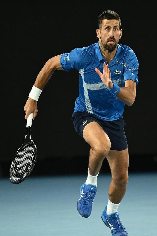 澳大利亚网球队力克意大利网球队,德约科维奇高光表现 澳大利亚网球队力克意大利网球队,德约科维奇高光表现