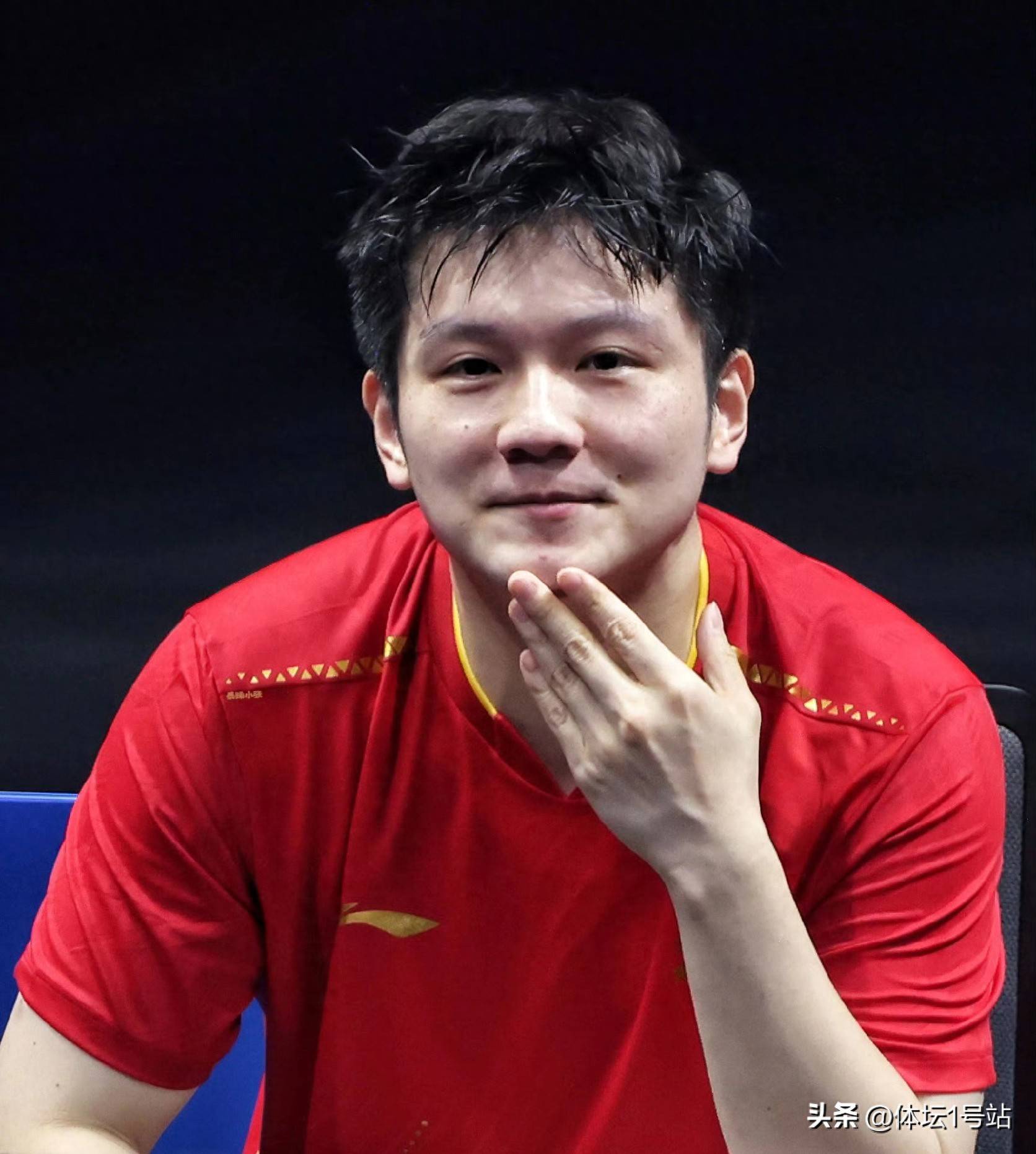 日本队翻盘英格兰队，樊振东关键制胜