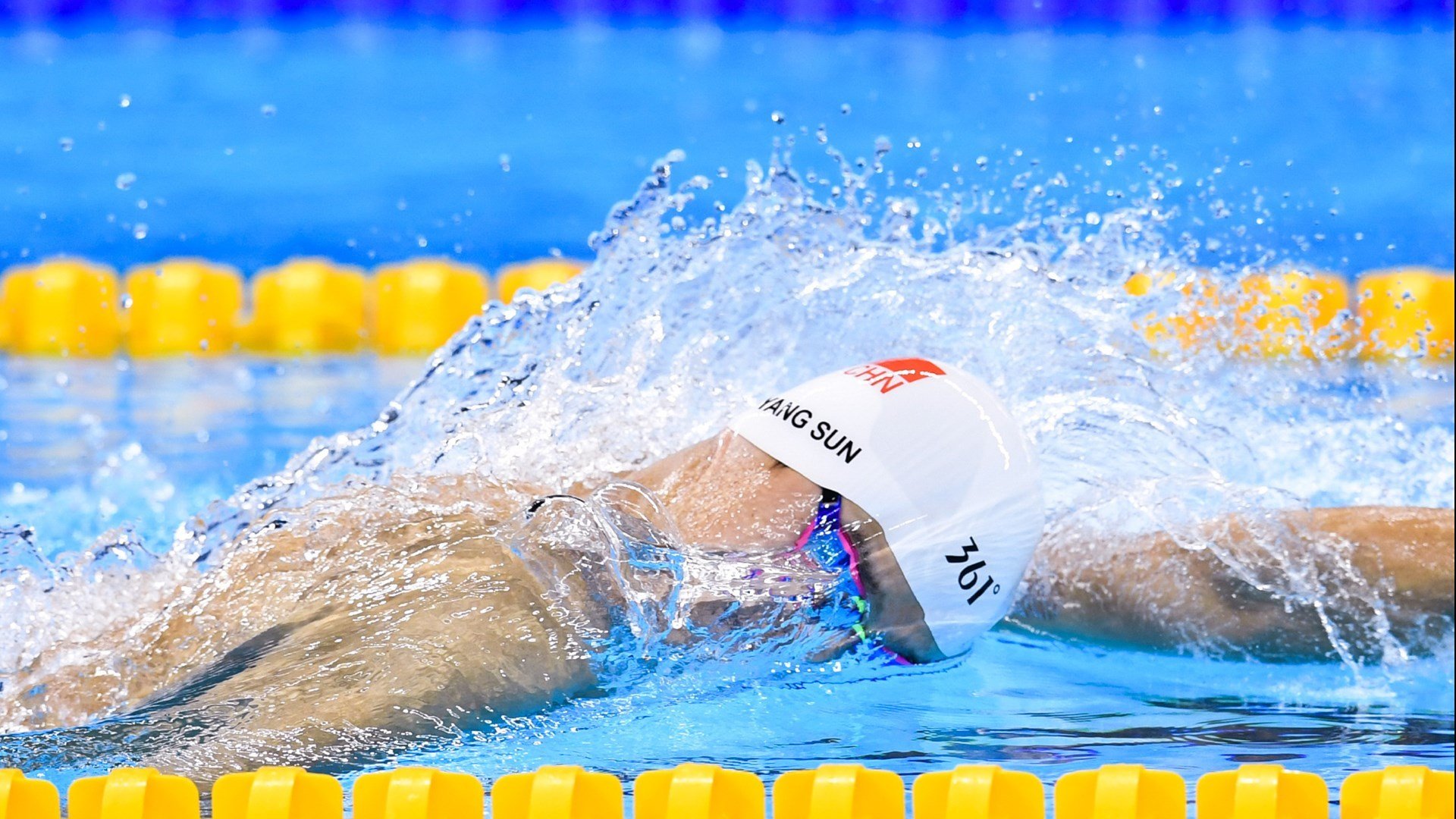 东方武士的绝杀之刃，当英超争冠悬念遇上亚洲足球的觉醒时刻