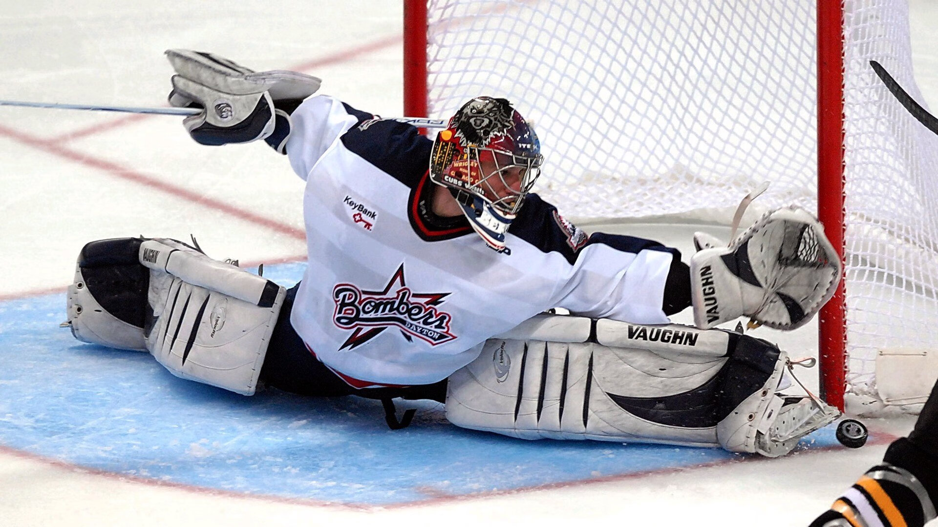 绿茵与赛道，当迪亚斯在F1接管争冠，卡塔尔已在足球世界掀翻曼城