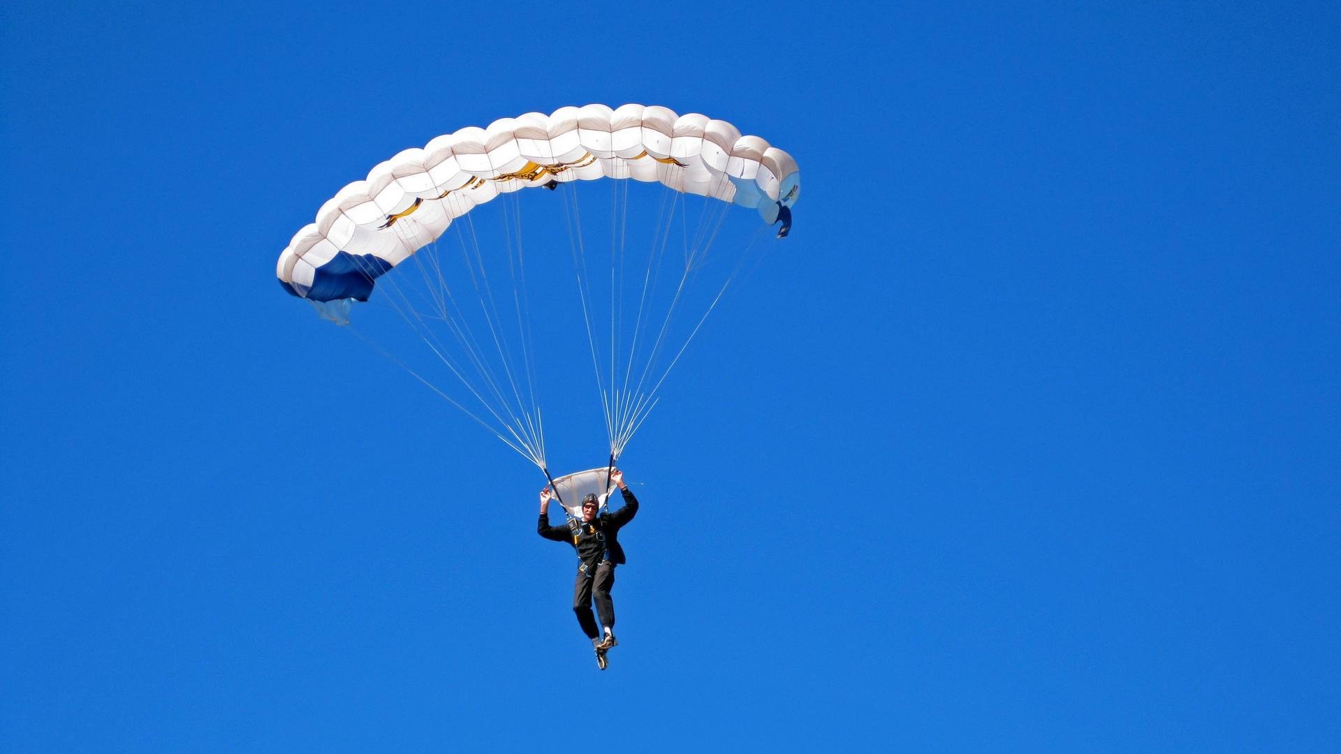 奇才雷霆激战之夜,塔图姆意外成为全场焦点